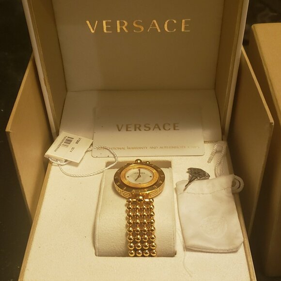 Versace Eon Gold Stainless Steel Women’s Watch with Box - Authentic - Picture 13 of 13